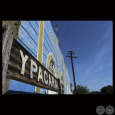 ESTACIN DEL FERROCARRIL EN YPACARAI, 2013 - Fotografas de ELISEO ORTEGA VILLALBA