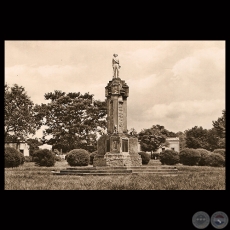 MONUMENTO DE YAGUARN - RUTA N 1 - PARAGUAY - Foto de CLAUS HENNING