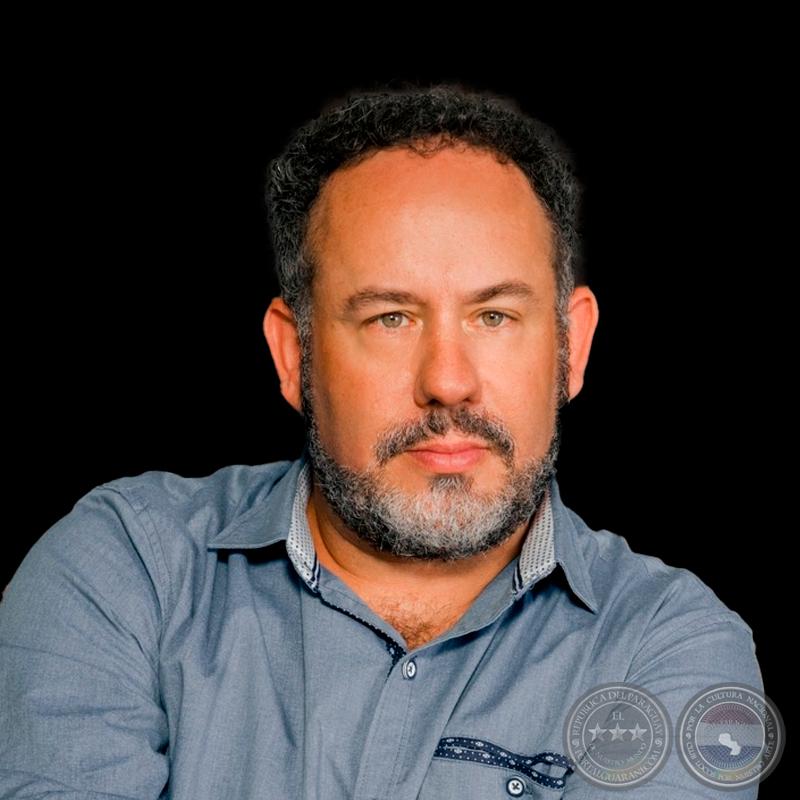 José María