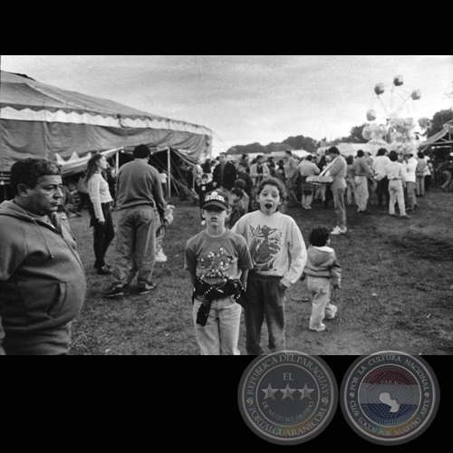 EN EL CIRCO - Fotografía de Carlos Bittar - 06/1996 