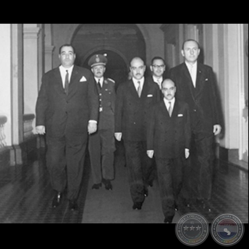 EL RETORNO DE LOS BRUJOS - ARCHIVOS COLATERALES, FREDI CASCO - Texto: TICIO ESCOBAR