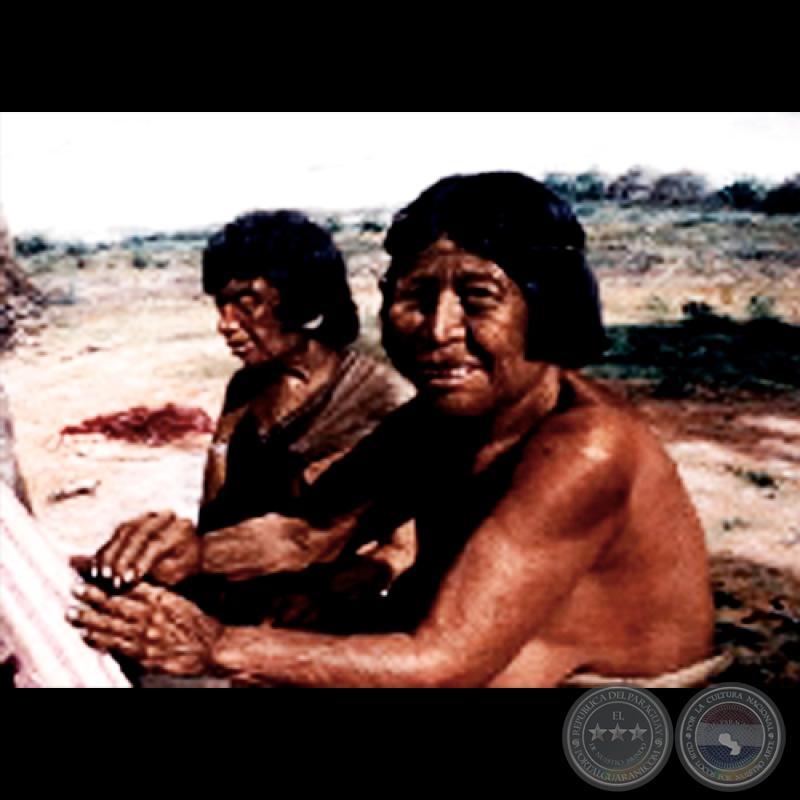 LAS TEJEDORAS - Obra de Roberto Holden Jara