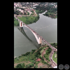 PUENTE DE LA AMISTAD