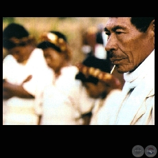 TESAPÉ (Del libro) - Fotografía (CAPÍTULO II: Los paĩ tavyterã / Guardianes de la diversidad)