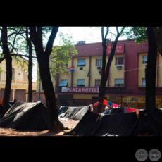 TESAPÉ (Del libro) - Fotografía (CAPÍTULO III: Después del saqueo a la plaza / Una lección de higiene / En memoria de Víctor Achucarro)