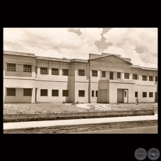 COLEGIO NACIONAL - ASUNCIÓN - PARAGUAY - Foto de CLAUS HENNING