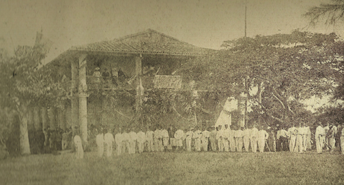 ASUNCIÓN SIGLO XIX - ÁLBUM FOTOGRÁFICO, 2010 - COLECCIÓN JAVIER YUBI