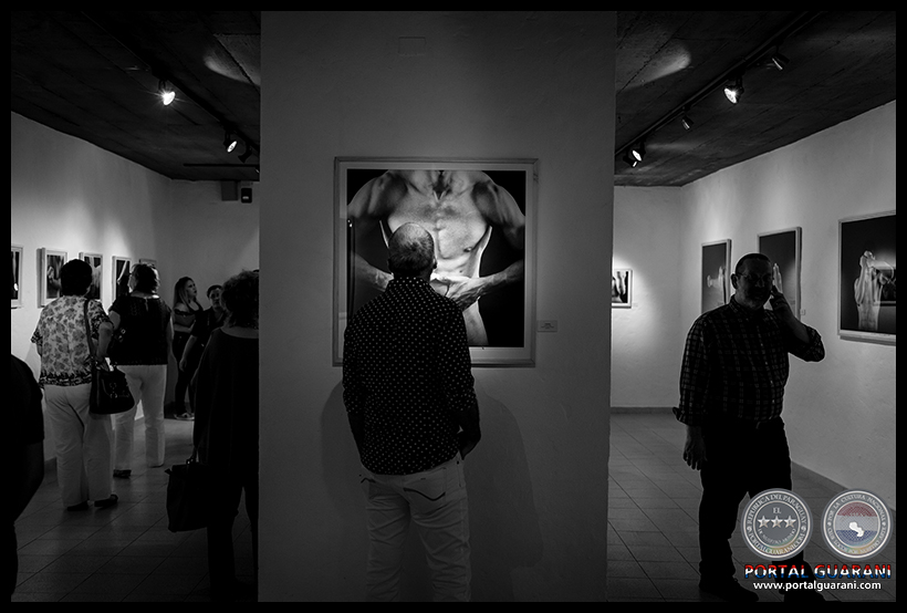 EN MIS VENAS, 2014 - FOTOGRAFÍAS DE RAÚL VILLALBA